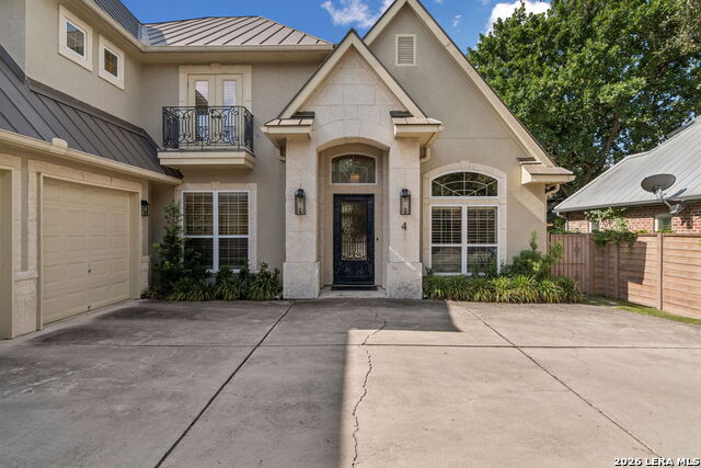 4 Cobham Property Photo 3