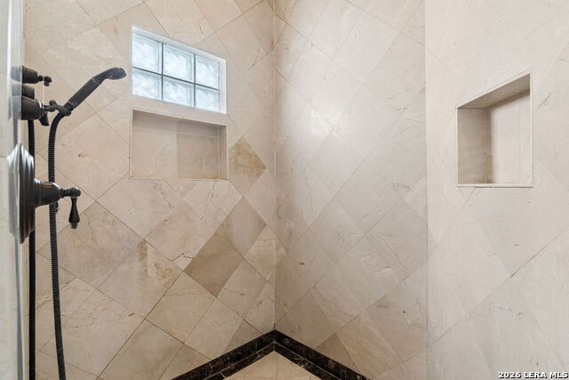 4 Cobham Property Photo 27