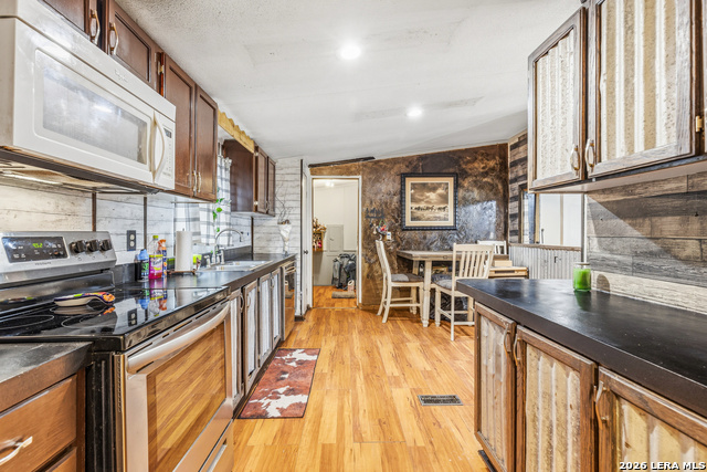 6714 Fm 536 Property Photo 10