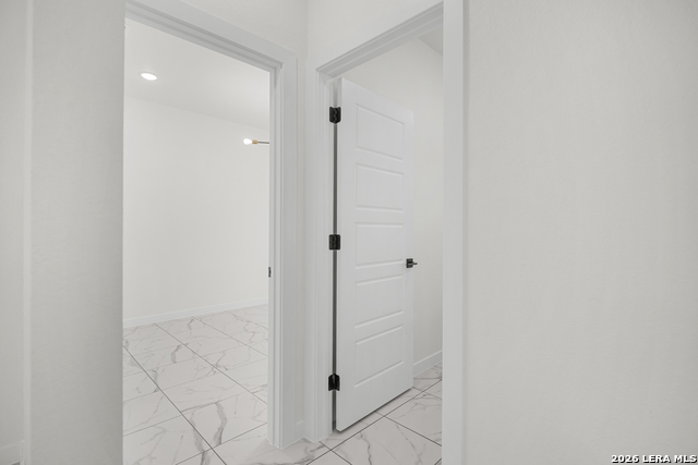 15242 Oak St Property Photo 14