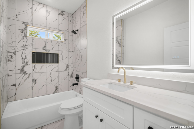 15242 Oak St Property Photo 15