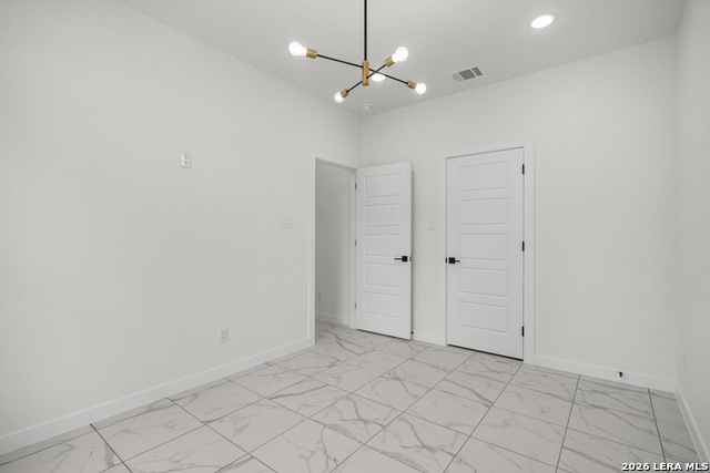 15242 Oak St Property Photo 18