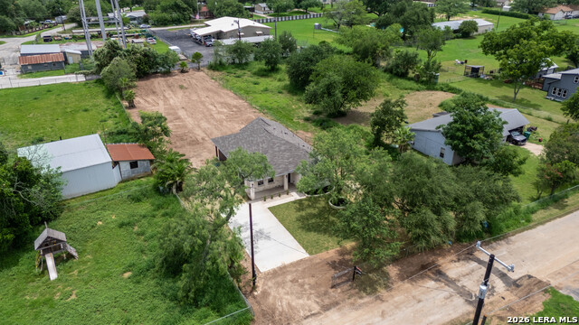 15242 Oak St Property Photo 27