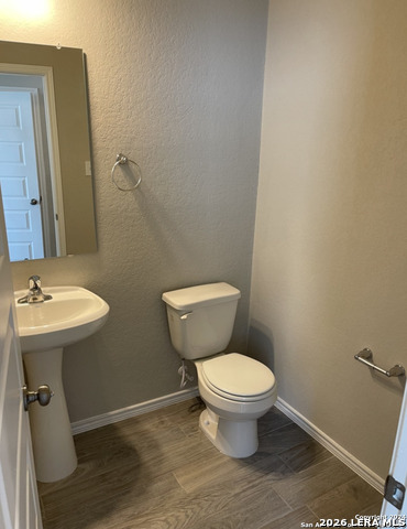 2532 Ayers Dr. Property Photo 3