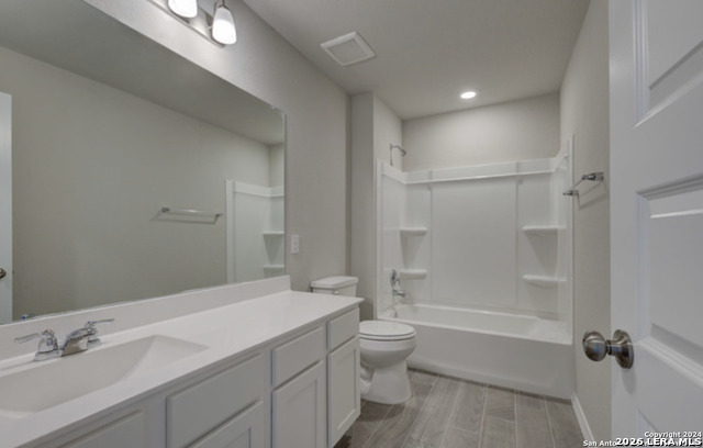 2532 Ayers Dr. Property Photo 6
