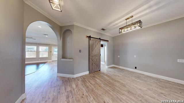 1009 Crimson Cove Dr Property Photo 3