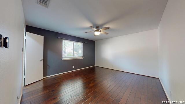1009 Crimson Cove Dr Property Photo 26