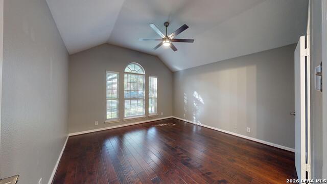 1009 Crimson Cove Dr Property Photo 31