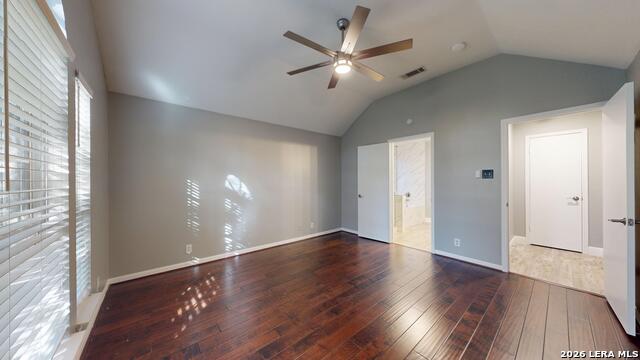 1009 Crimson Cove Dr Property Photo 32