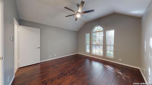 1009 Crimson Cove Dr Property Photo 34