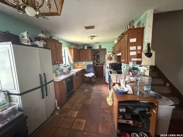 23798 Mathis Rd Property Photo 12