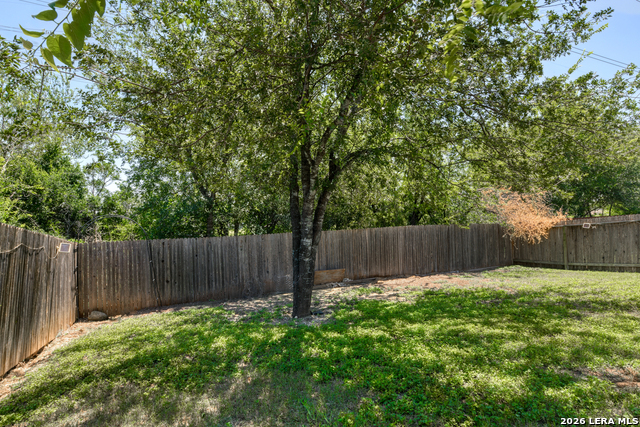 1926 Laurel Pathway Property Photo 27