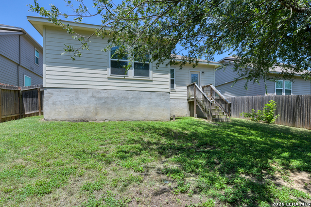 1926 Laurel Pathway Property Photo 29