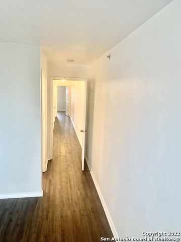 10706 Mathom Lndg Property Photo 12