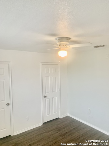 10706 Mathom Lndg Property Photo 13