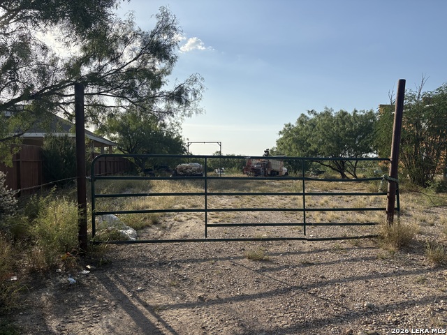 862 WAGON WHEEL RD Property Photo 1