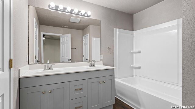 737 Fountain Gate Property Photo 23