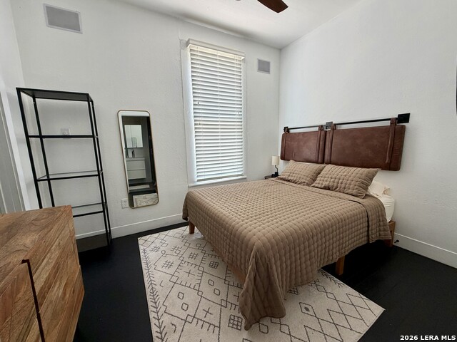 1118 Nolan St Property Photo 10