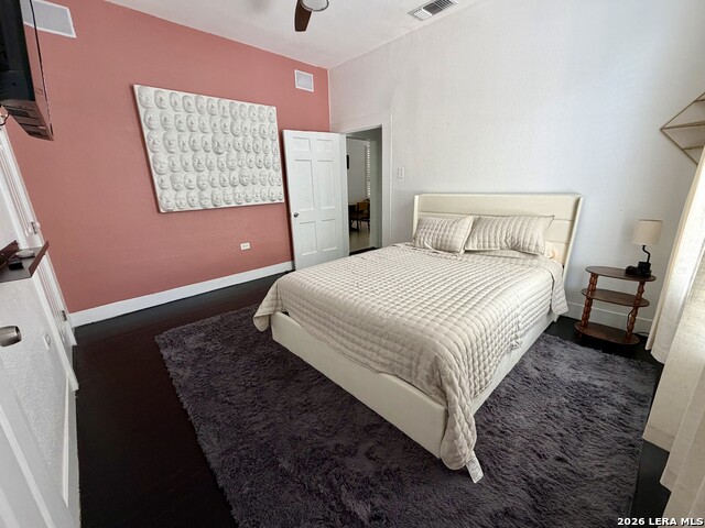 1118 Nolan St Property Photo 11