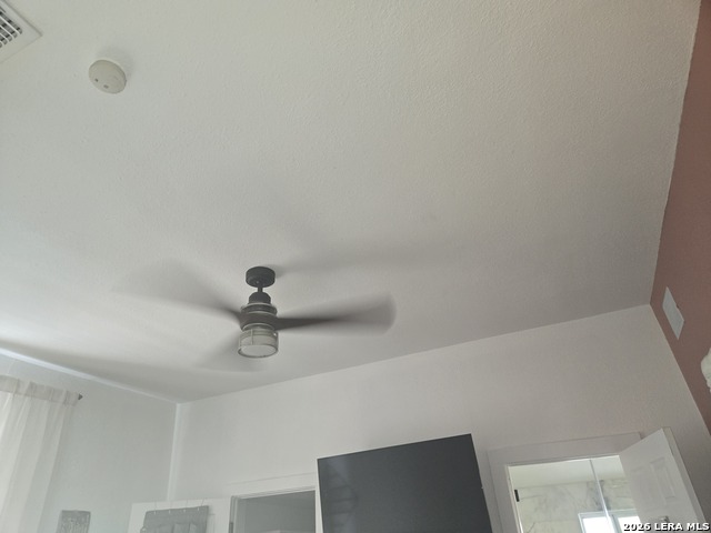 1118 Nolan St Property Photo 19