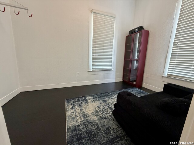 1118 Nolan St Property Photo 20