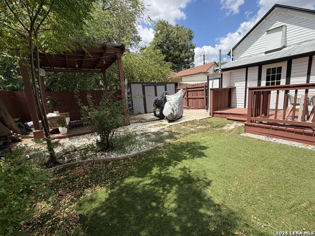 1118 Nolan St Property Photo 23