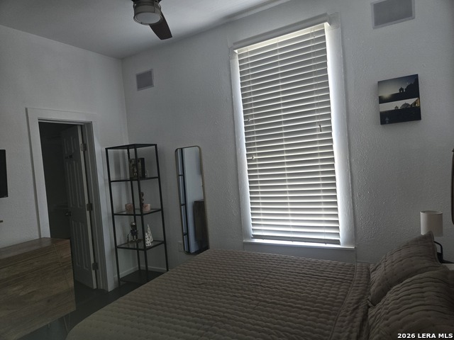 1118 Nolan St Property Photo 27