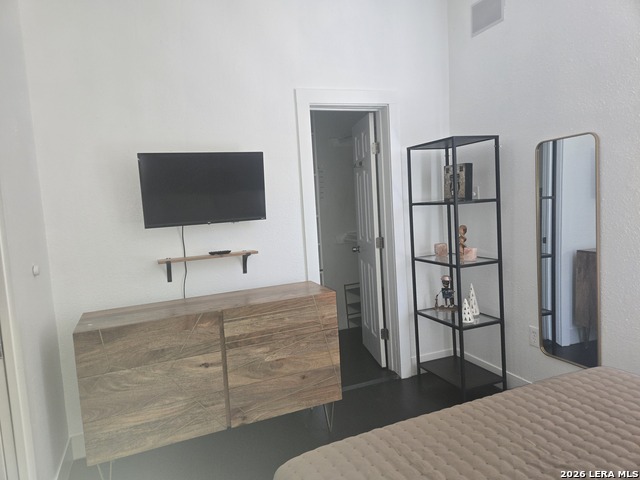 1118 Nolan St Property Photo 30