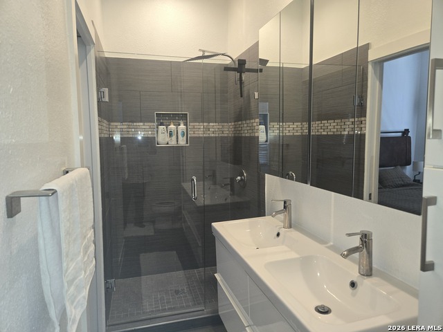 1118 Nolan St Property Photo 32