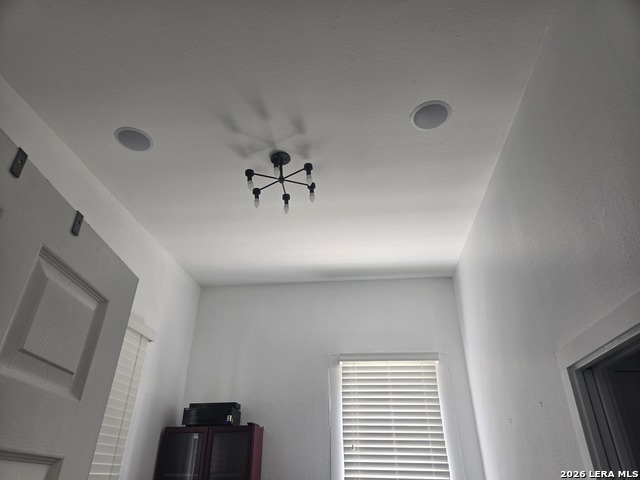 1118 Nolan St Property Photo 37