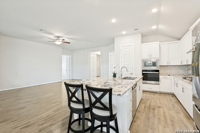 466 Foxtail Valley Property Photo 11