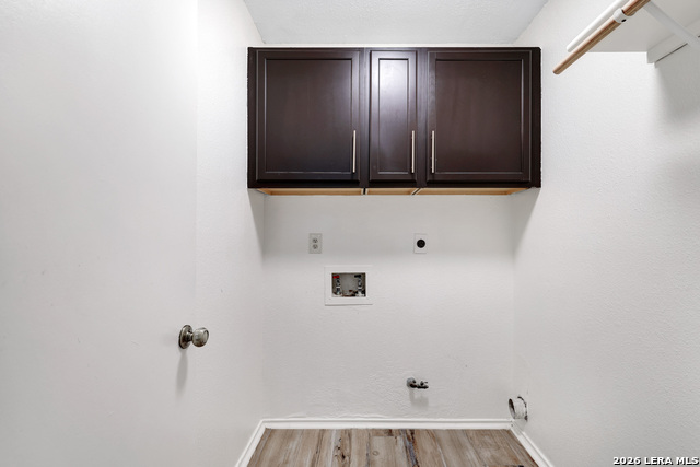 9524 Stillforest Property Photo 11