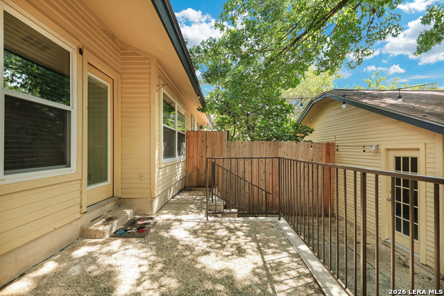 9524 Stillforest Property Photo 19