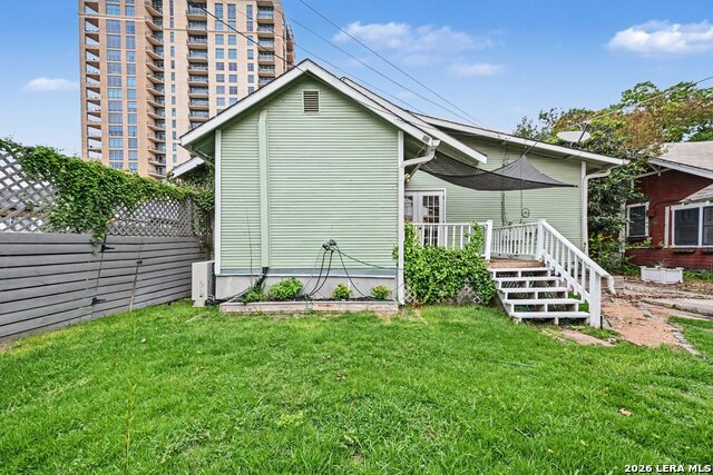 130 Groveland Pl Property Photo 42