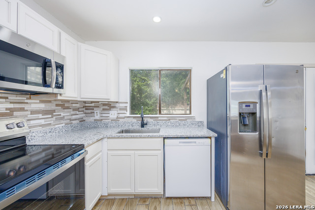 14110 Clover Hill Property Photo 10