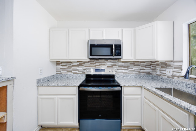 14110 Clover Hill Property Photo 11