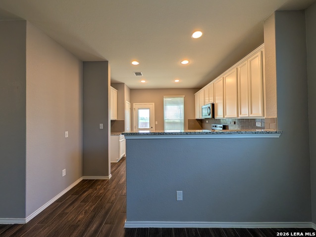357 Autumn Blaze Property Photo 8