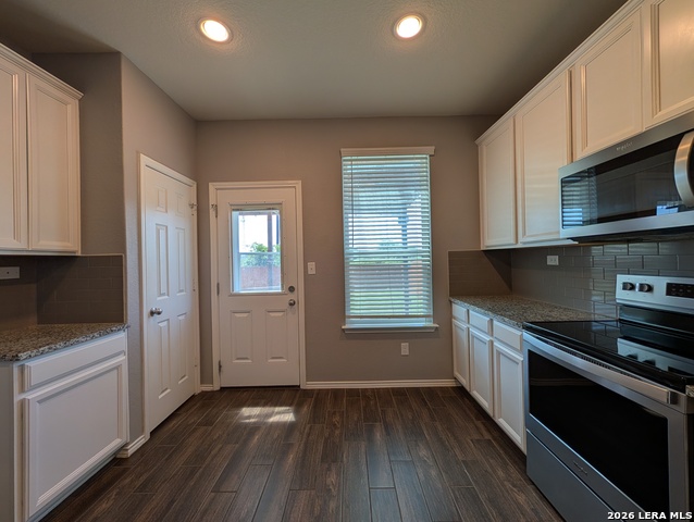 357 Autumn Blaze Property Photo 10