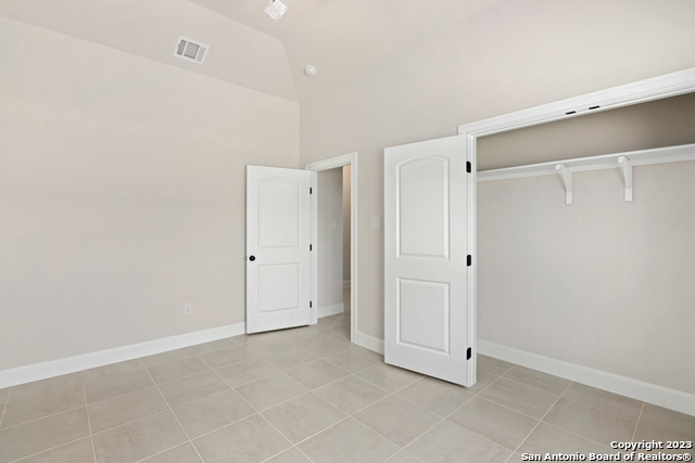 215 Park Circle Property Photo 10