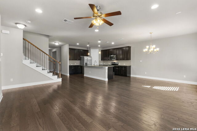 219 Lucchese St Property Photo 5