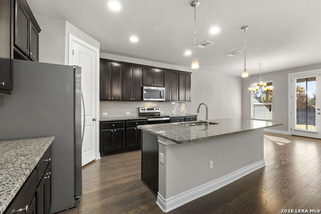 219 Lucchese St Property Photo 10