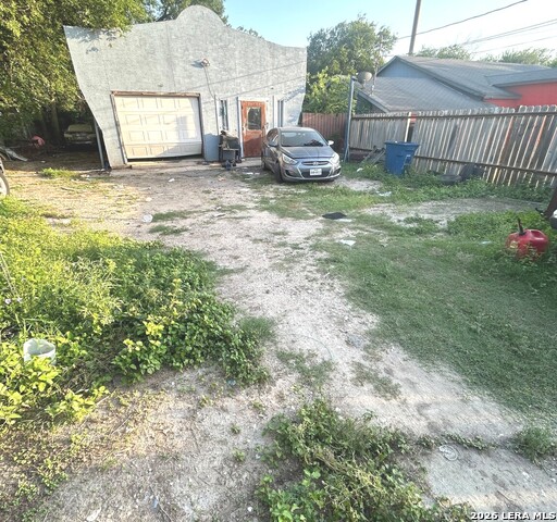 4230 Culebra Property Photo 2