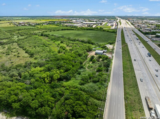 9380 Interstate 10 E Property Photo 3