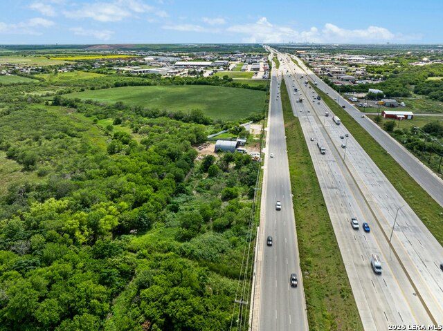 9380 Interstate 10 E Property Photo 7