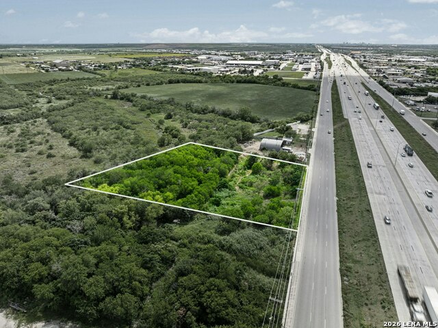 9380 Interstate 10 E Property Photo 10