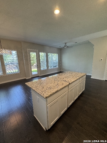 7914 Roanoke Run Property Photo 4