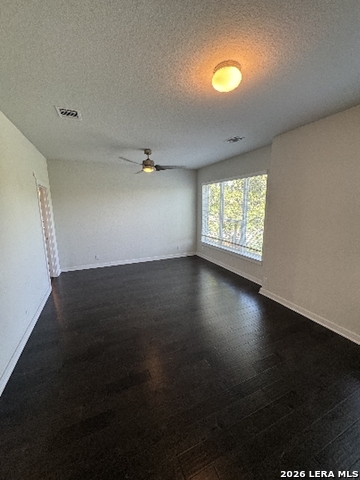 7914 Roanoke Run Property Photo 14