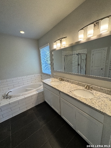 7914 Roanoke Run Property Photo 18