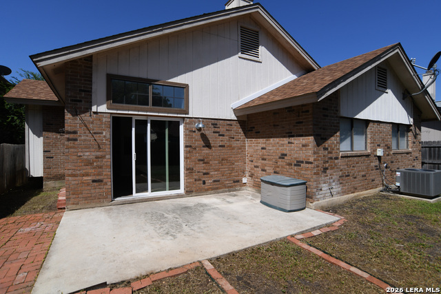 3231 Tree Grove Dr Property Photo 28