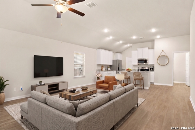 1008 Windflower Property Photo 3